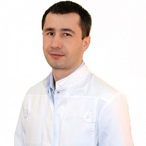 Гасинов Георгий Домбаевич Врач-хирург 